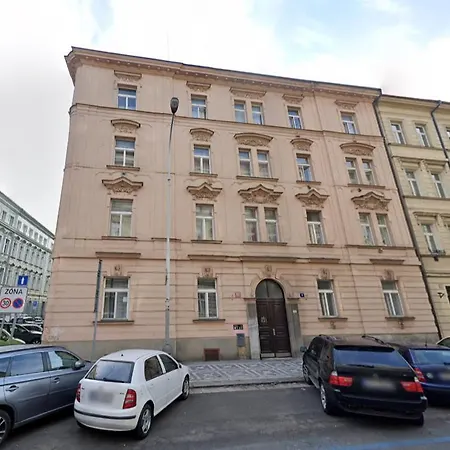 & River Appartement Praag